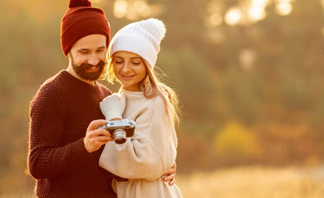 Why it's entirely possible to have a platonic friendship | Swirlr